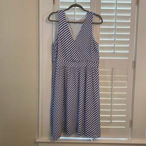 NWOT Loft summer dress with pockets